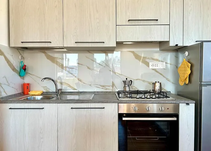 In Relax & Comfort, With Balcony 아파트 *