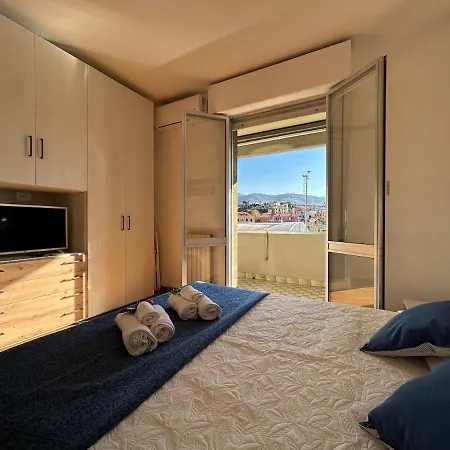 In Relax & Comfort, With Balcony * Lavagna