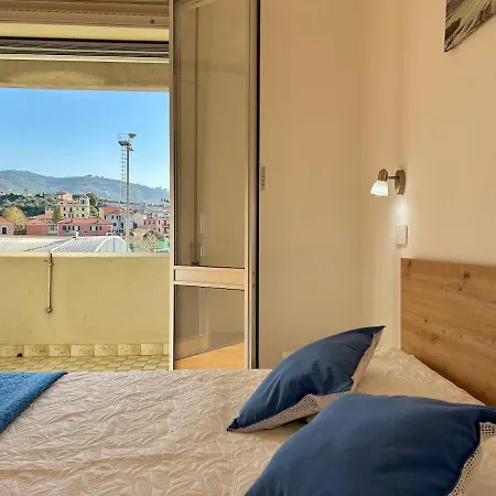In Relax & Comfort, With Balcony דירה
