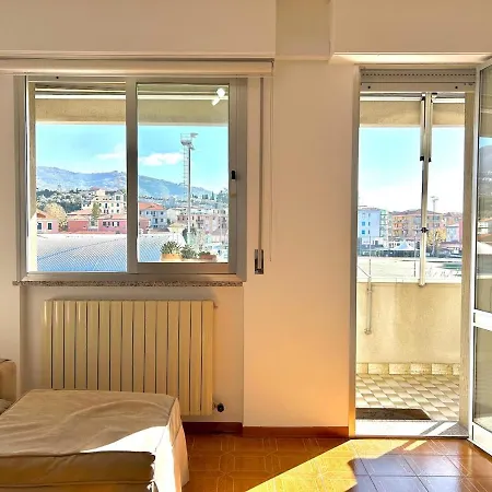 Appartement In Relax & Comfort, With Balcony Lavagna