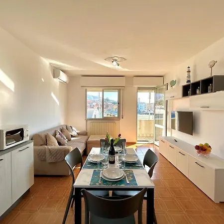 דירה In Relax & Comfort, With Balcony