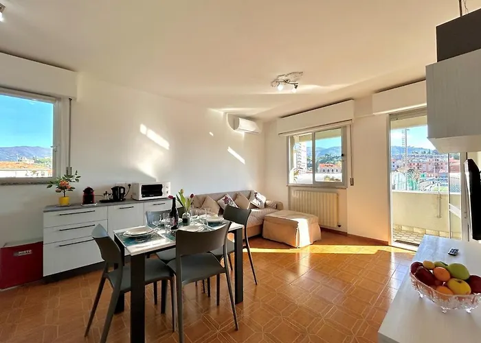 In Relax & Comfort, With Balcony * Lavagna